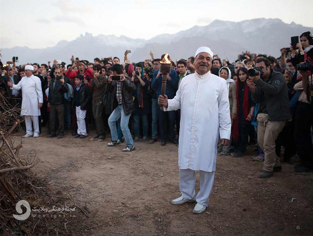 موبدان زرتشتی در جشن سده